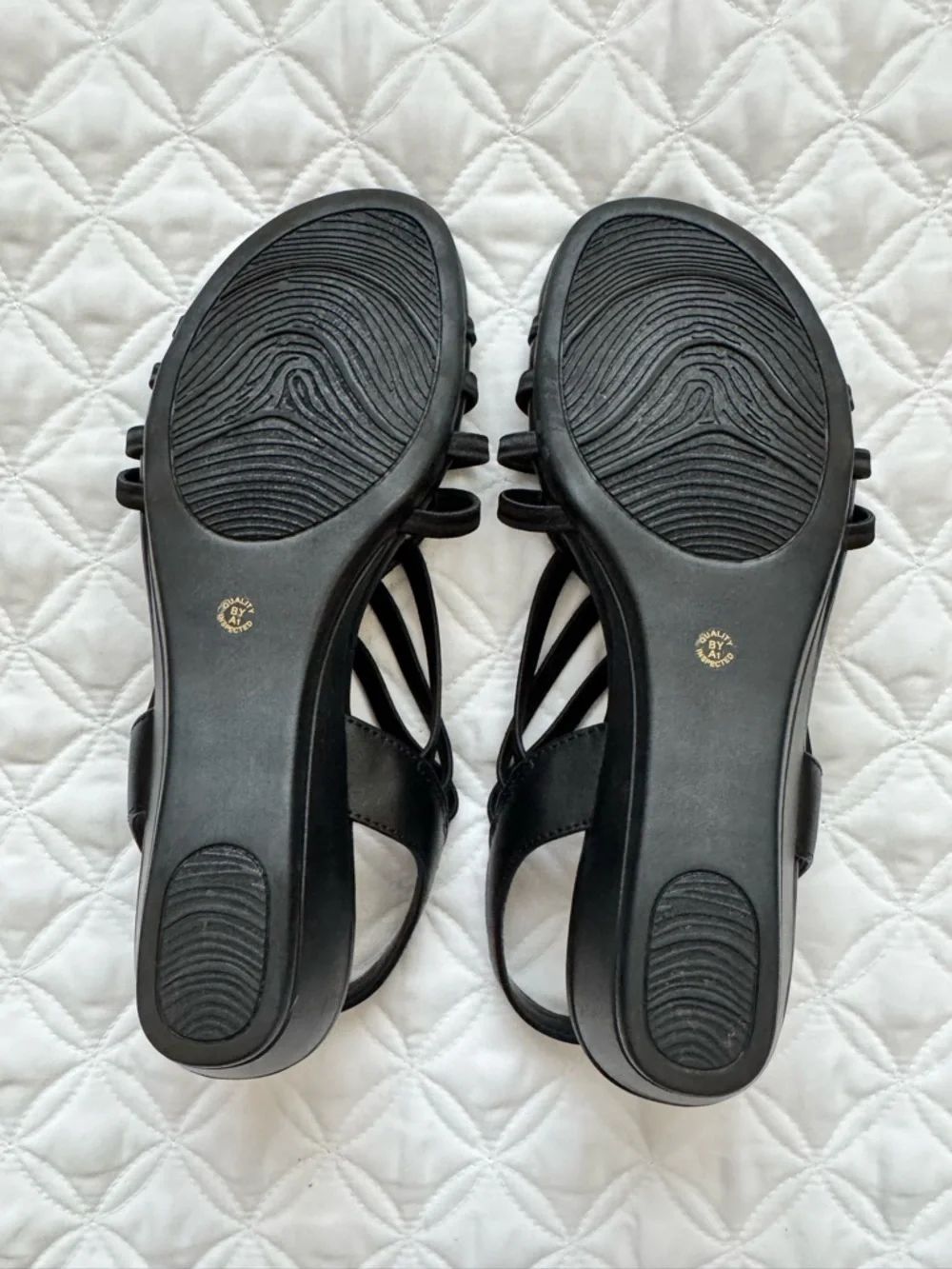 East 5th Black Reno Wedge Sandals Size 7